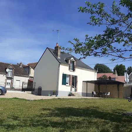 Gite Les Grandes Vacances A Moree 41 Exterior photo